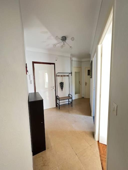 Charming Flat In Heart Of *