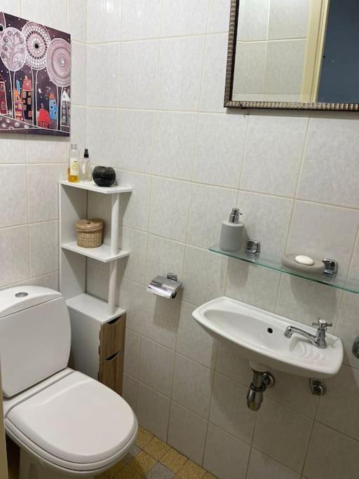 Appartement Charming Flat In Heart Of